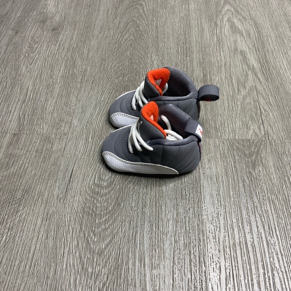 Kids Gray and White Shoes - Picture 5 of 8